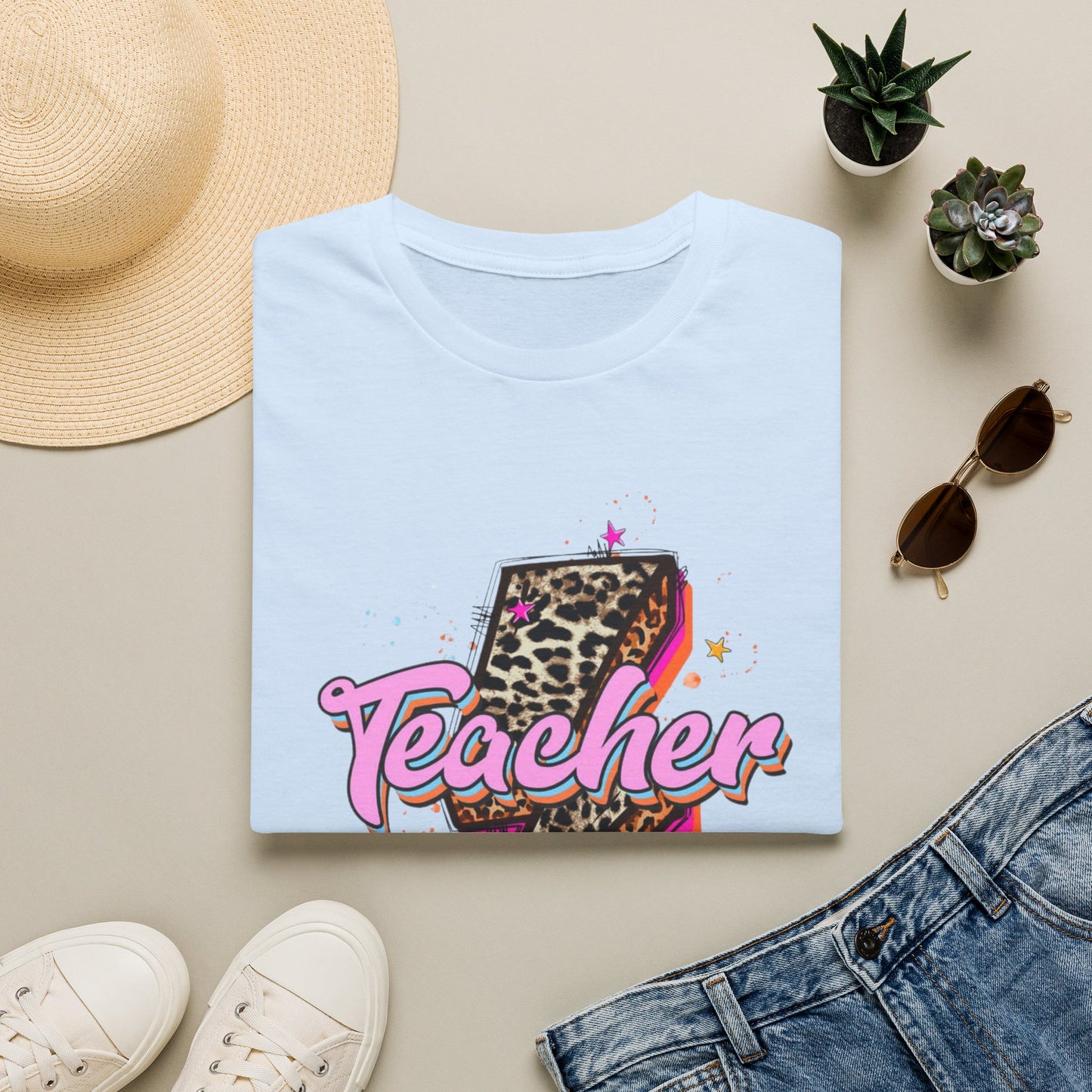 Teacher Lightning Bolt Leopard Print T‑Shirt — Retro Pink Script Graphic Tee for Educators